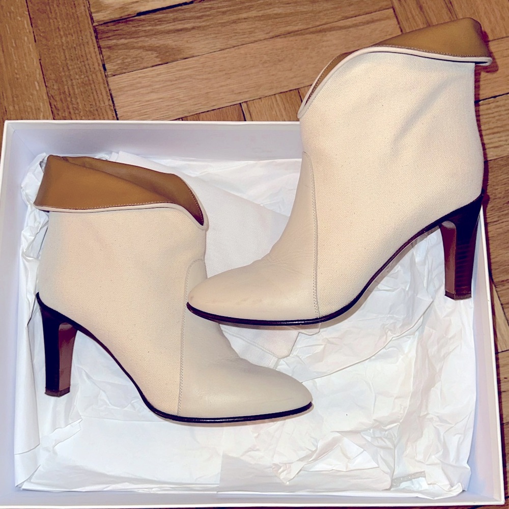 Chloe ‘Kole’ white canvas boots